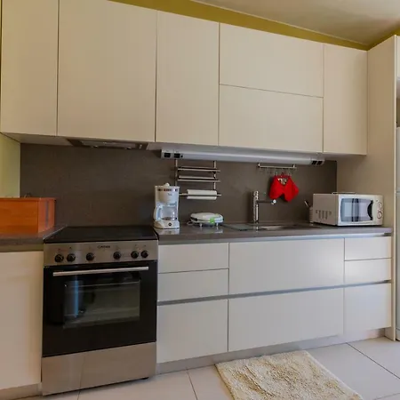The Pine Flat Apartamento Argostoli (Kefalonia)
